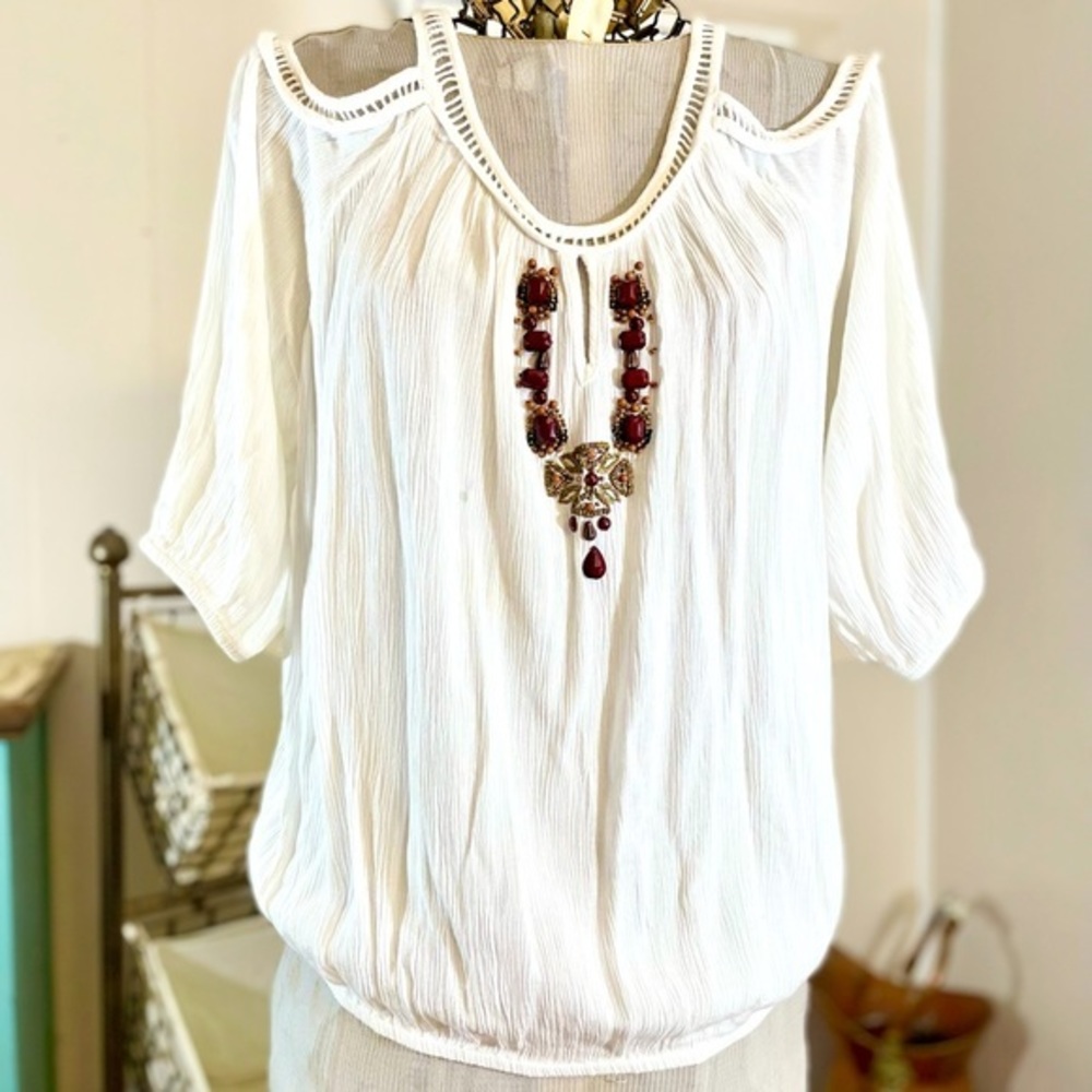 ✌️ 2/$20 >> Ludi | Jeweled Cold Shoulder